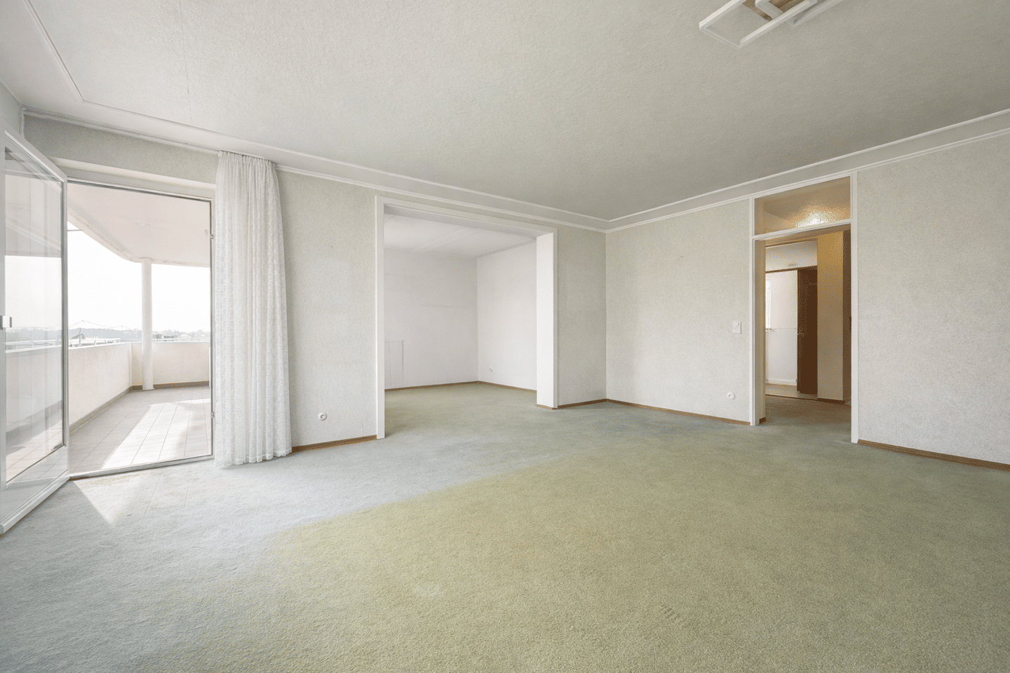 108 m² Wohnfläche – Großzügige 4-Zimmer-Wohnung in Heilbronn, ideal als WG, 74074 Heilbronn (Heilbronn Sontheim)