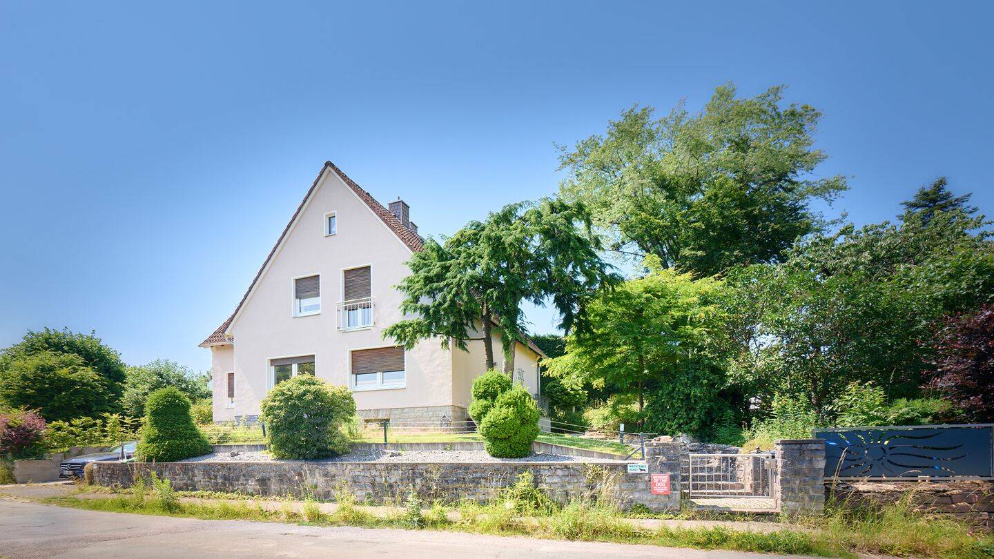 Schönes Einfamilienhaus mit tollem Garten in bester Lage am Bandelberg in Detmold, 32756 Detmold