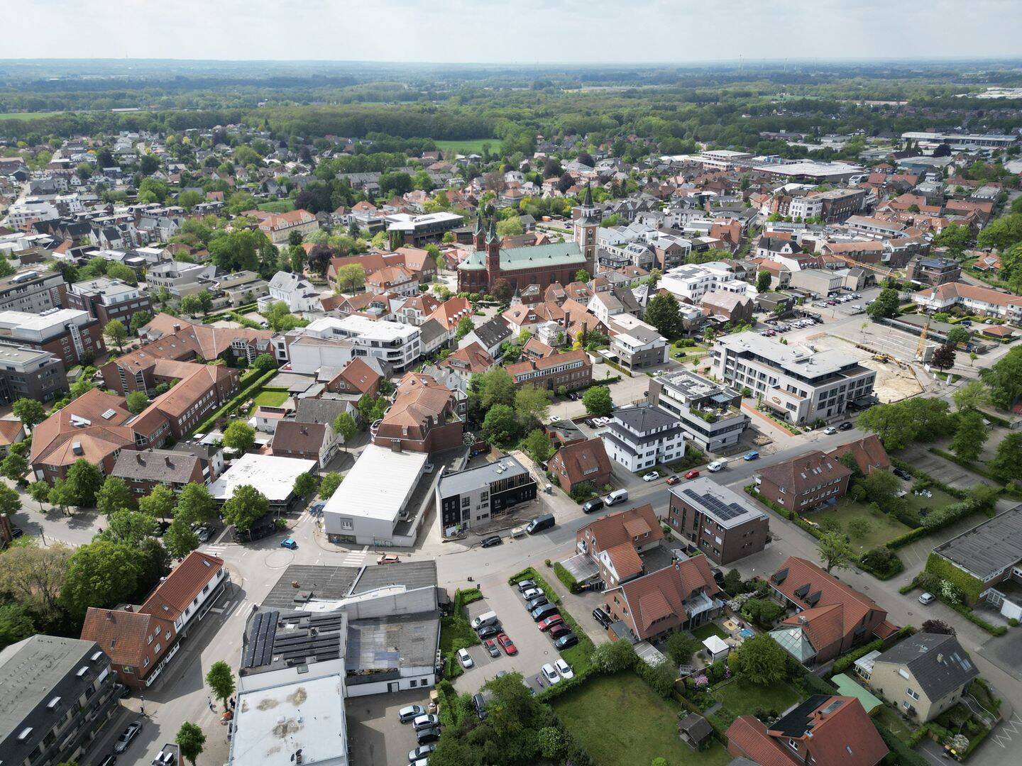 EG-Wohnung in Lohner Innenstadt > Profitieren durch5% Sonder AfA + Tilgungszuschuss 45% | QNG-KfW 40, 49393 Lohne (Oldenburg)