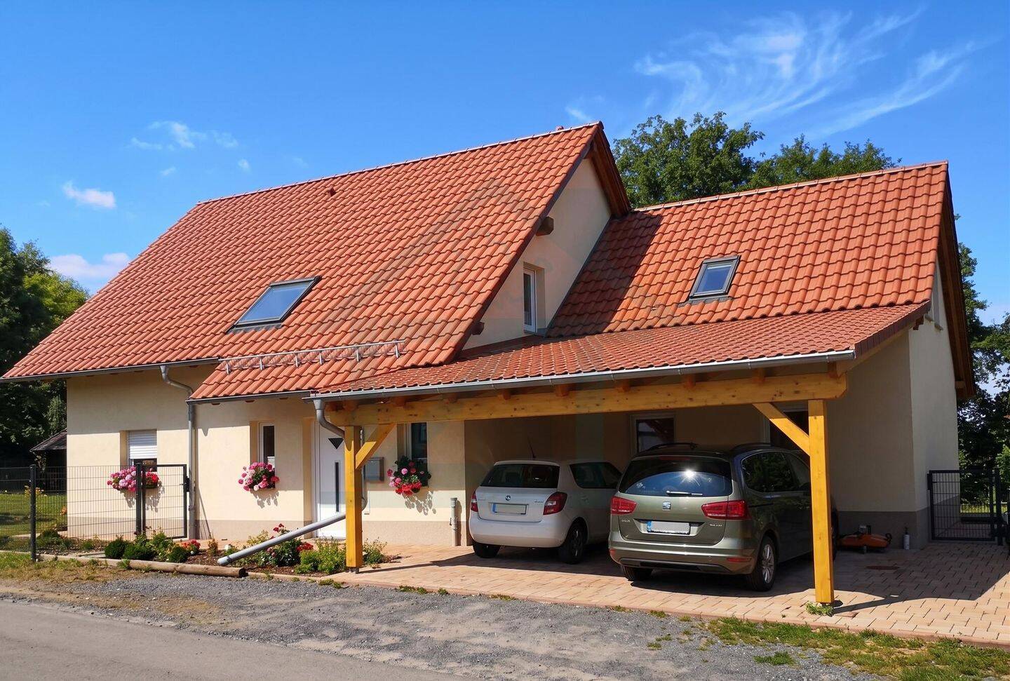 Einfamilienhaus mit 230 m² Wohn-Nutzfläche mit 750 m² Garten in Waldeck zwischen Jena und Hermsdorf, 7646 Albersdorf