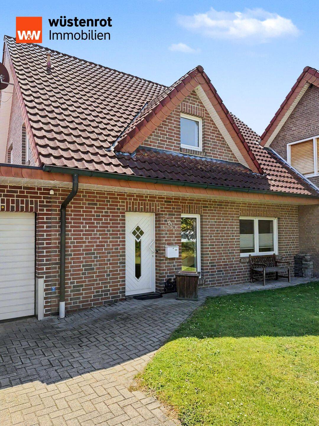 Ihr neues Zuhause: Gepflegte Doppelhaushälfte mit viel Privatsphäre und Südterrasse, 49767 Twist