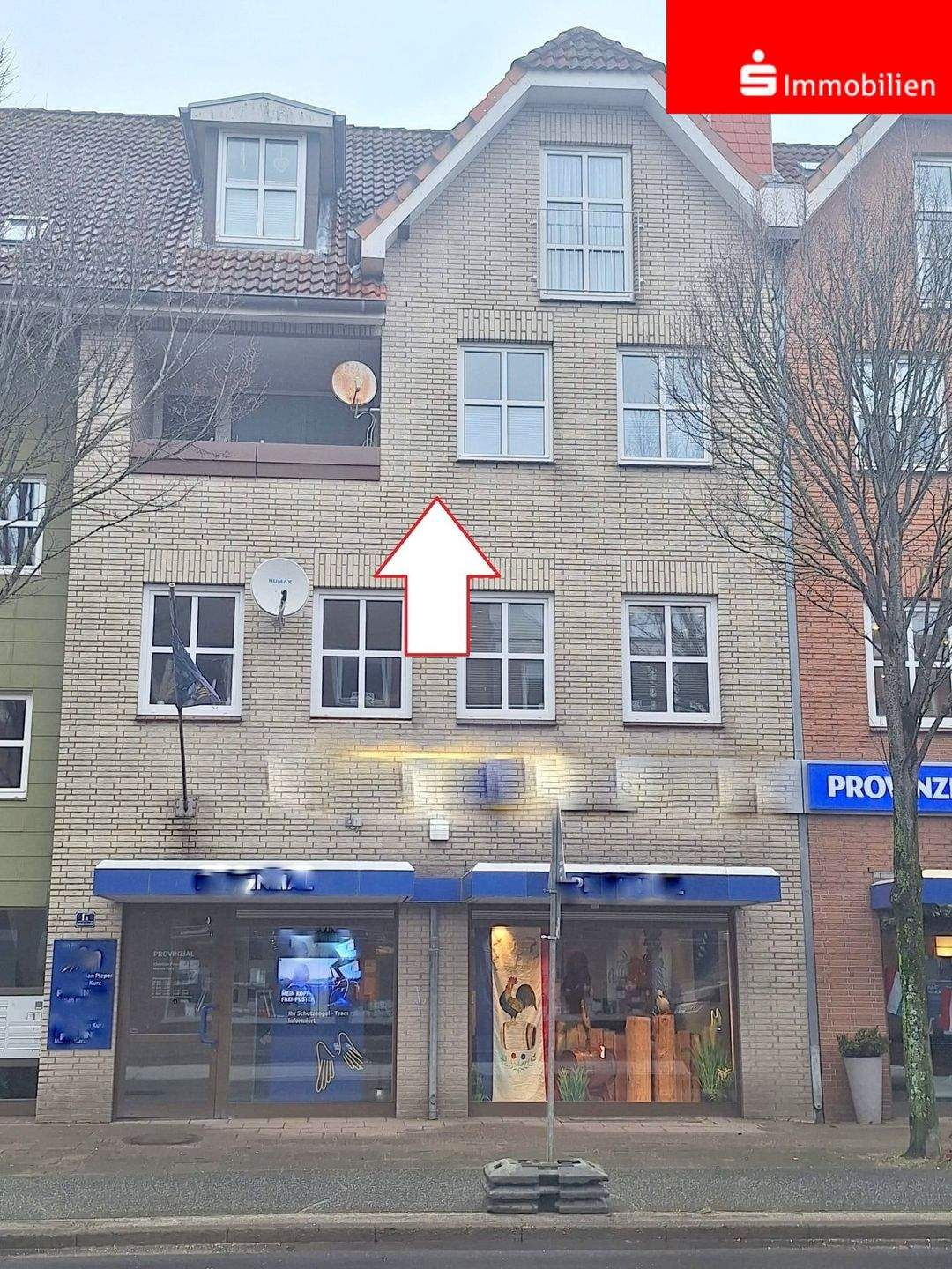 Gepflegte 3-Zimmer-Wohnung mit Balkon & neuer Küche, 25746 Heide