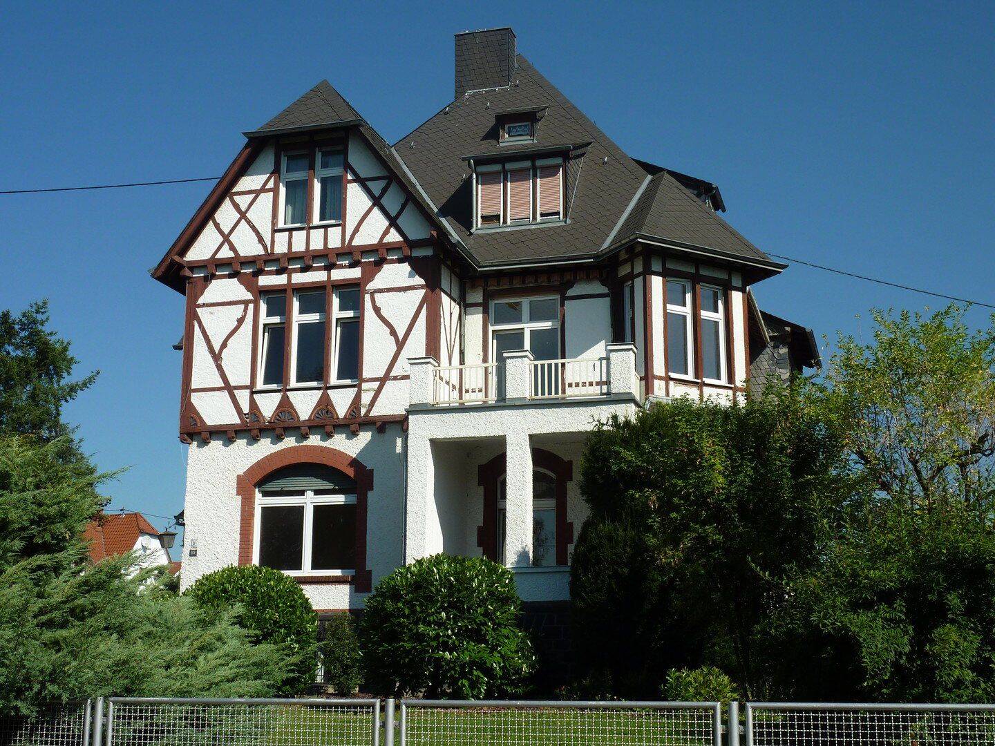 Courtagefrei:, 56566 Neuwied