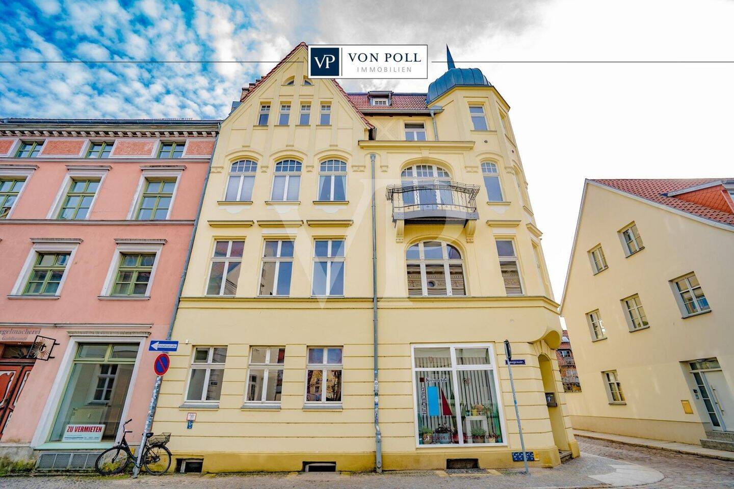 Teilbare 5-Raumwohnung als 72 m² große 3-Raumwohnung mit Balkon sowie 46 m² große 1-Raumwohnung, 18439 Stralsund