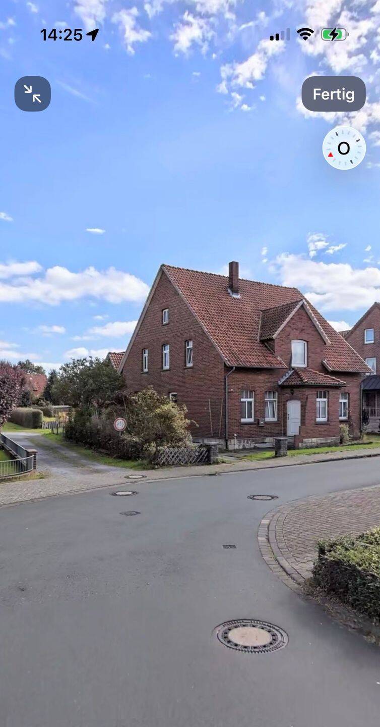 Nachgefragtes schönes Haus in Wohnsiedlung in Nordsehl an Familie oder Investor/–innen zu verkaufen, 31717 Nordsehl