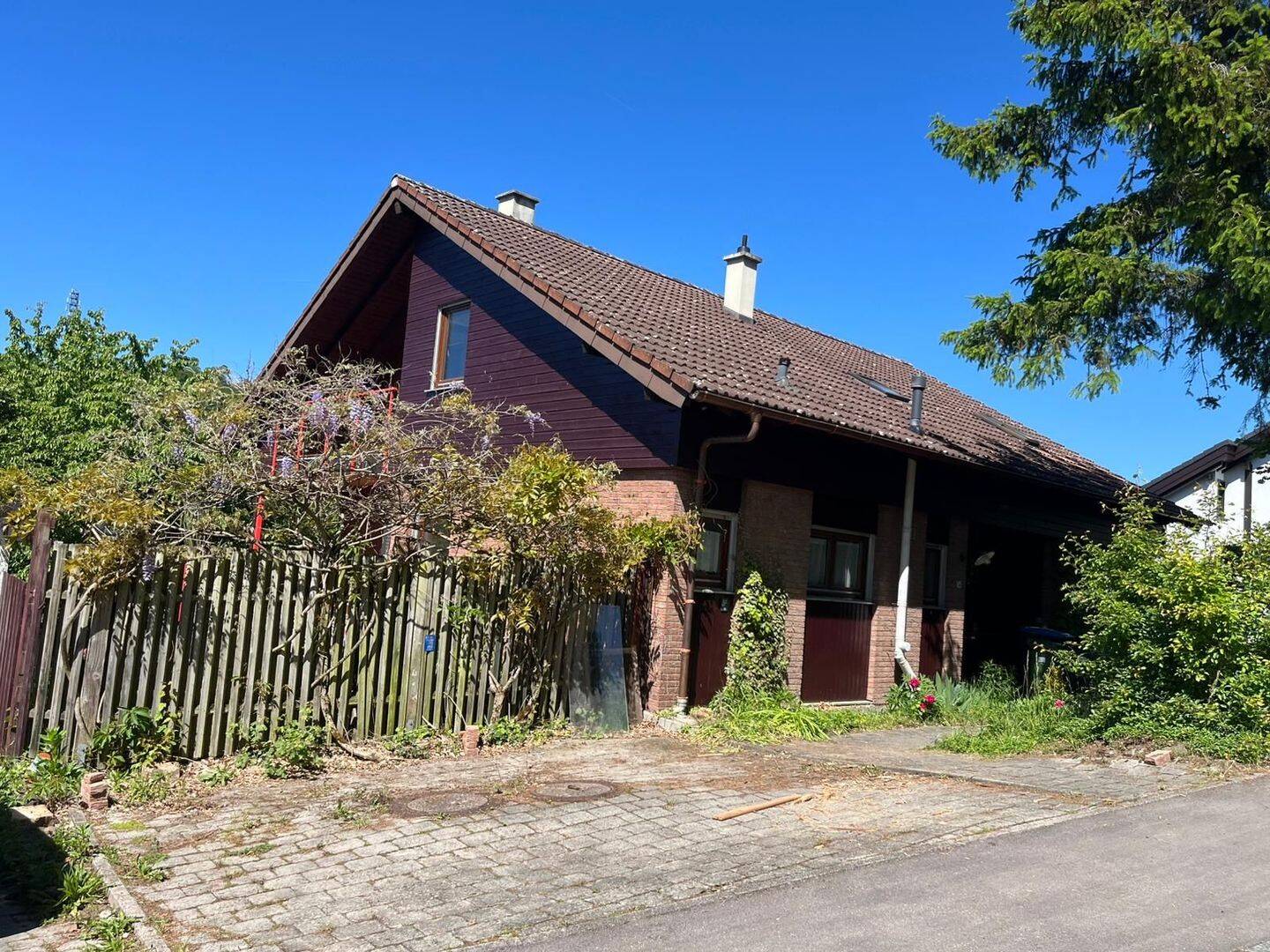 Endlich Platz für die Familie EFH mit Einliegerwohnung und großem Garten, 72074 Tübingen
