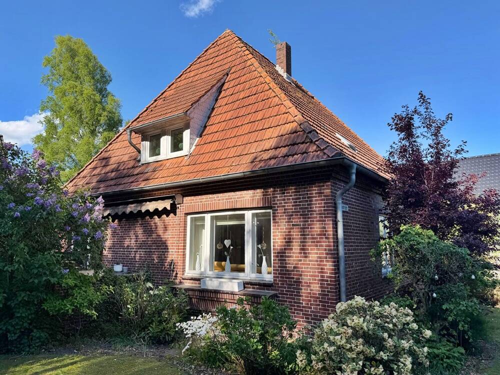 Einfamilienhaus mit den gewissen Extras in Itzehoe, 25524 Bekmünde