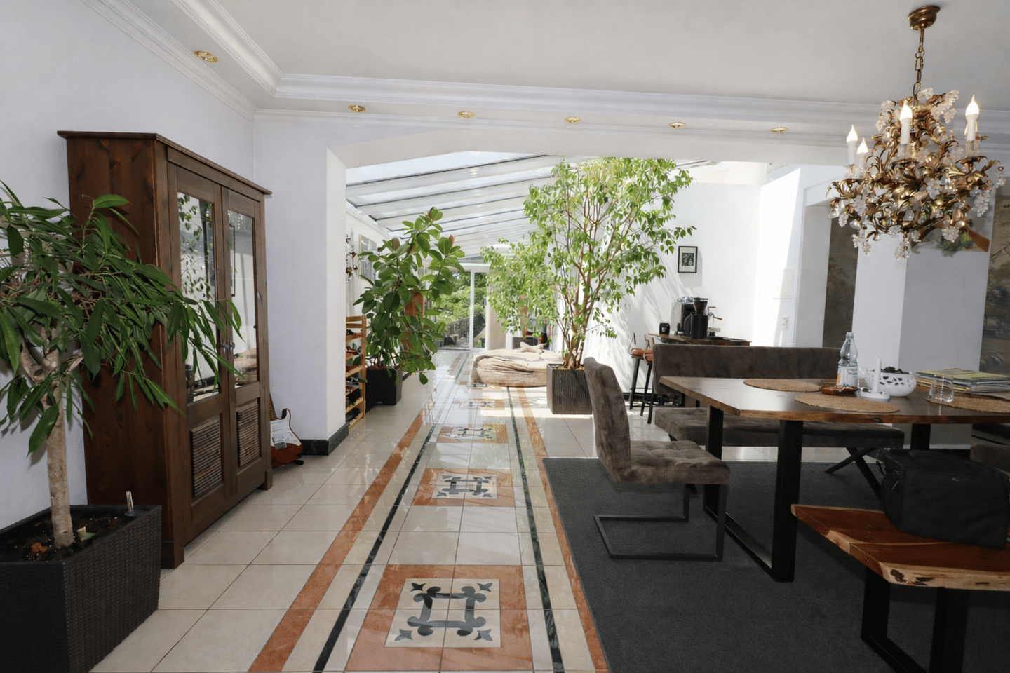 Großzügiges Einfamilienhaus mit Terrasse, Wintergarten und Photovoltaik in Krefeld-Hüls, 47839 Krefeld (Hüls Hülser Berg Inrath/Kliedbruch)