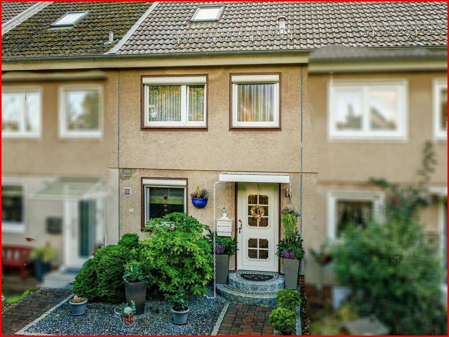 Top gepflegtes RH mit Garage, 24536 Neumünster (Brachenfeld Einfeld Tungendorf)