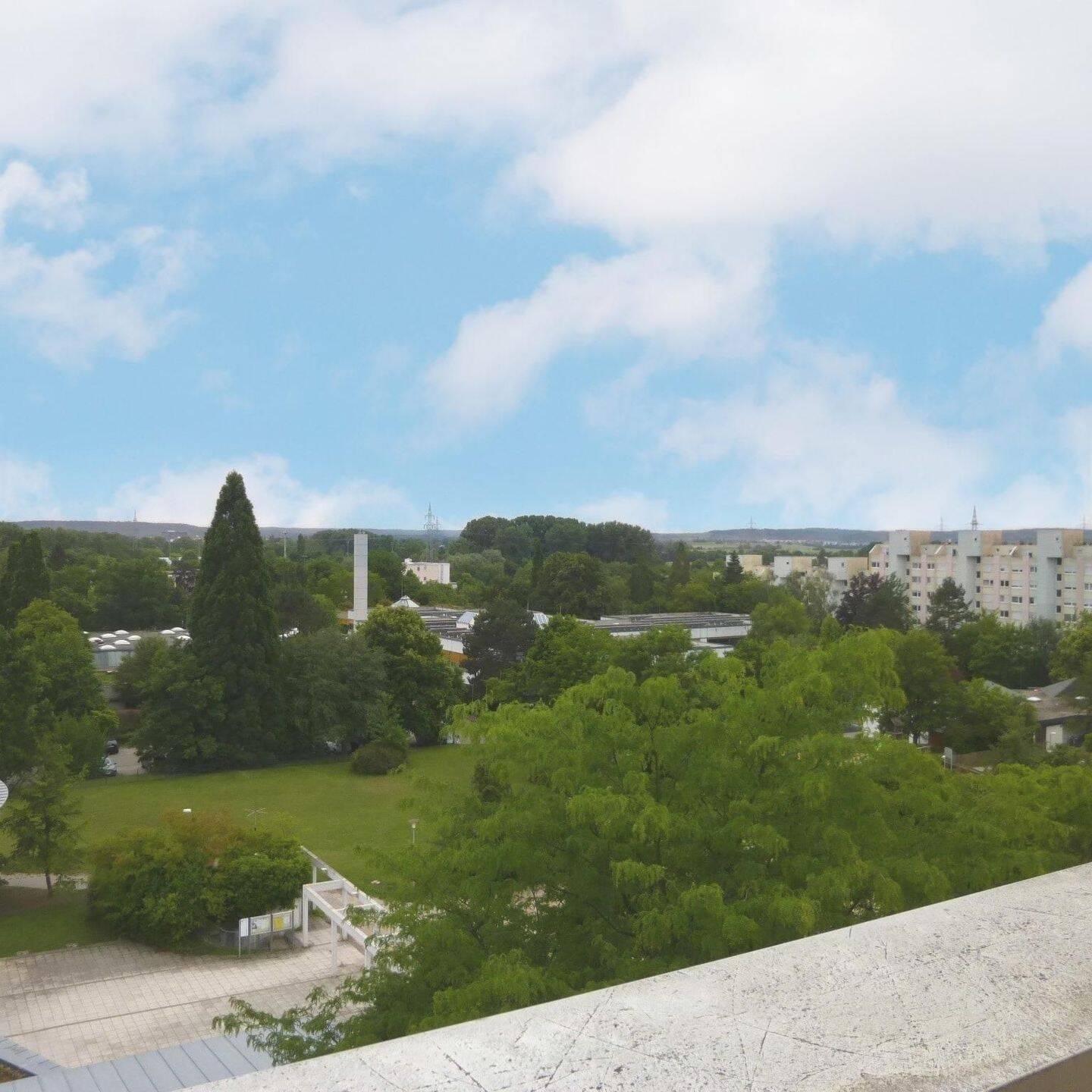 2-Zimmer-Dachterrassen-Wohnung mit Aussicht, 71067 Sindelfingen