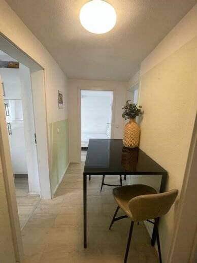 Möbliertes Shared Apartment in Stuttgart-Hedelfingen ab Sofort, 70329 Stuttgart (Hedelfingen Obertürkheim Rohracker Uhlbach)