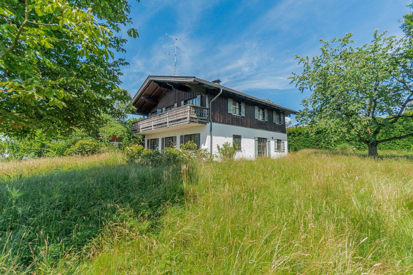 Großzügige Villa auf Traumgrundstück / KAUF GEGEN GEBOT, 83556 Griesstätt