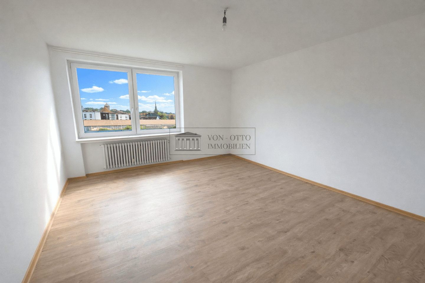 3 Zimmer, Balkon & Potenzial – Ihre Chance!, 21680 Stade