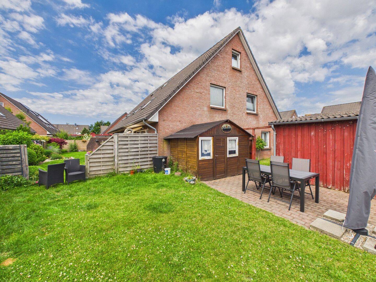 Gepflegte Maisonette-Wohnung mit Gartenanteil in ruhiger Lage von Husum, 25813 Husum