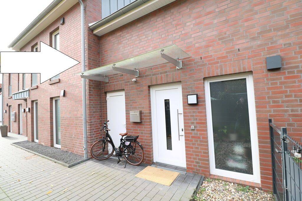 Kurzfristig freistehendes, modernes Reihenendhaus mit Pkw-Stellplatz in zentrumsnaher Stadtlage, 49661 Cloppenburg