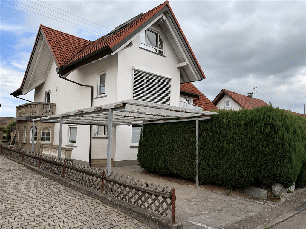 Maisonettewohnung mit offenem Wohnkonzept und außergewöhnlichem Charakter, 73489 Jagstzell