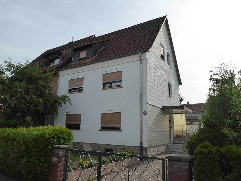 Sonnige Doppelhaushälfte mit großem Garten und viel Platz in ruhiger Lage von Lamboy!, 63452 Hanau