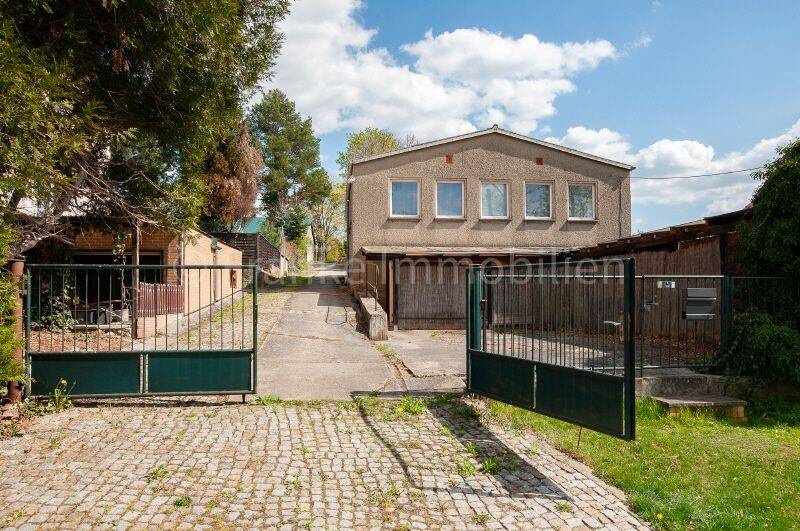 Weixdorf – Einfamilienhaus mit Gewerbeeinheit und Lagerhalle, 1108 Dresden (Marsdorf Weixdorf)