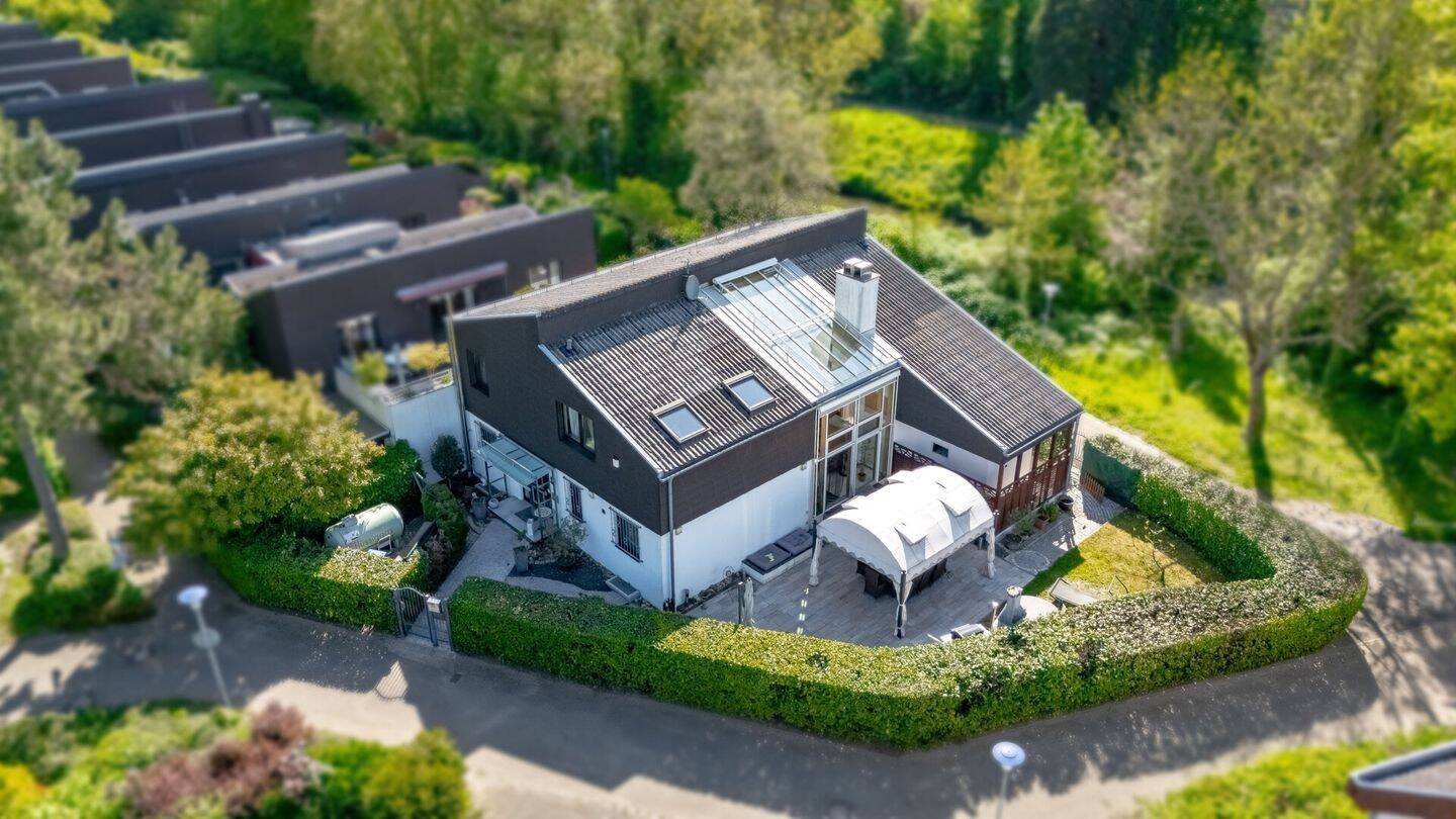 Exklusives Architektenhaus mit Wintergarten, Galerie und Einliegerwohnung in begehrter Lage, 76229 Karlsruhe (Durlach Grötzingen)