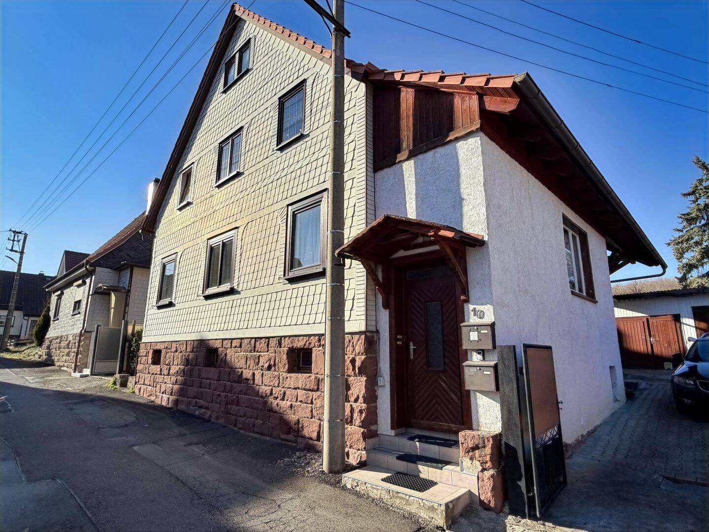 Charmantes Einfamilienhaus mit Ausbaupotenzial und Grundstück im Grünen, 99331 Geratal