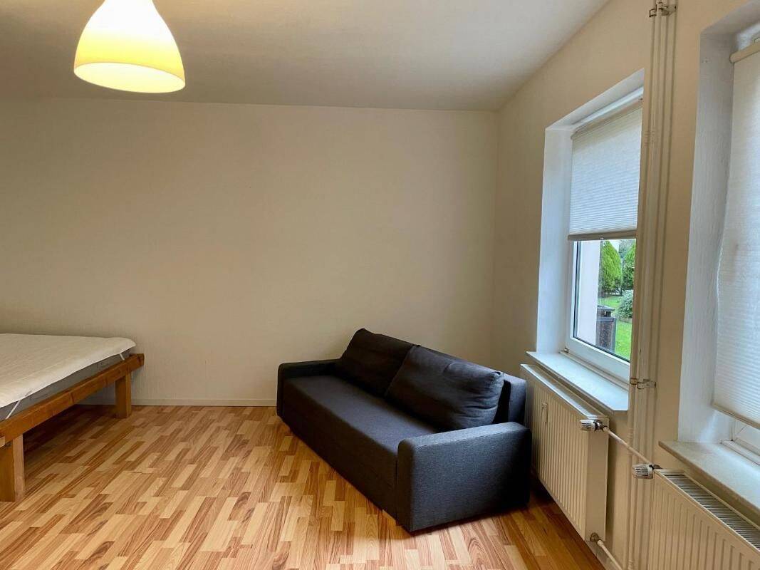 möbliertes Erdgeschoss Appartement ab Oktober verfügbar, 40599 Düsseldorf (Benrath Hassels Holthausen Reisholz)