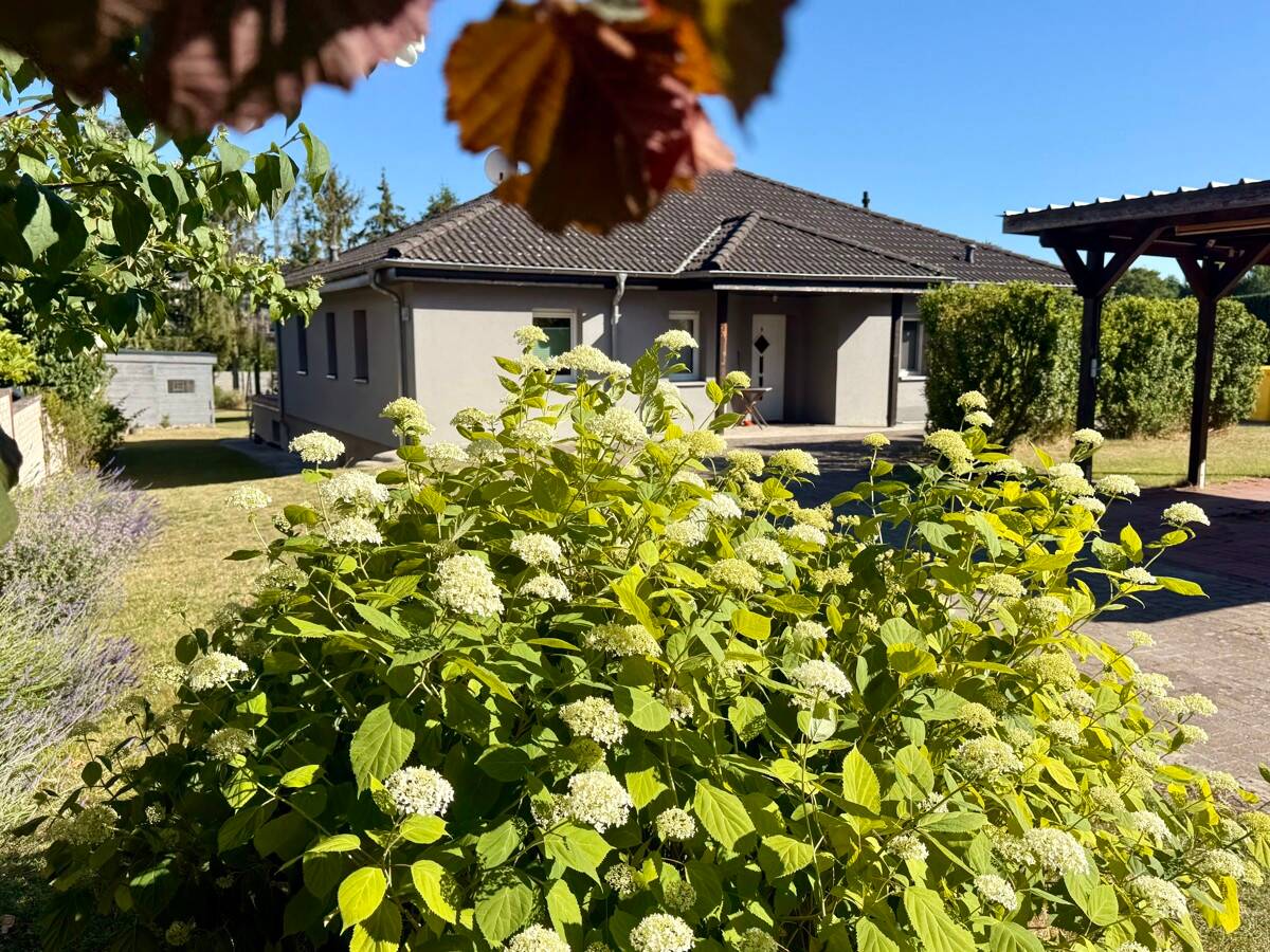 Jetzt zugreifen und Sommer genießen|Bungalow mit Grundstücks-Paradies in Rüdersdorf!, 15562 Rüdersdorf bei Berlin