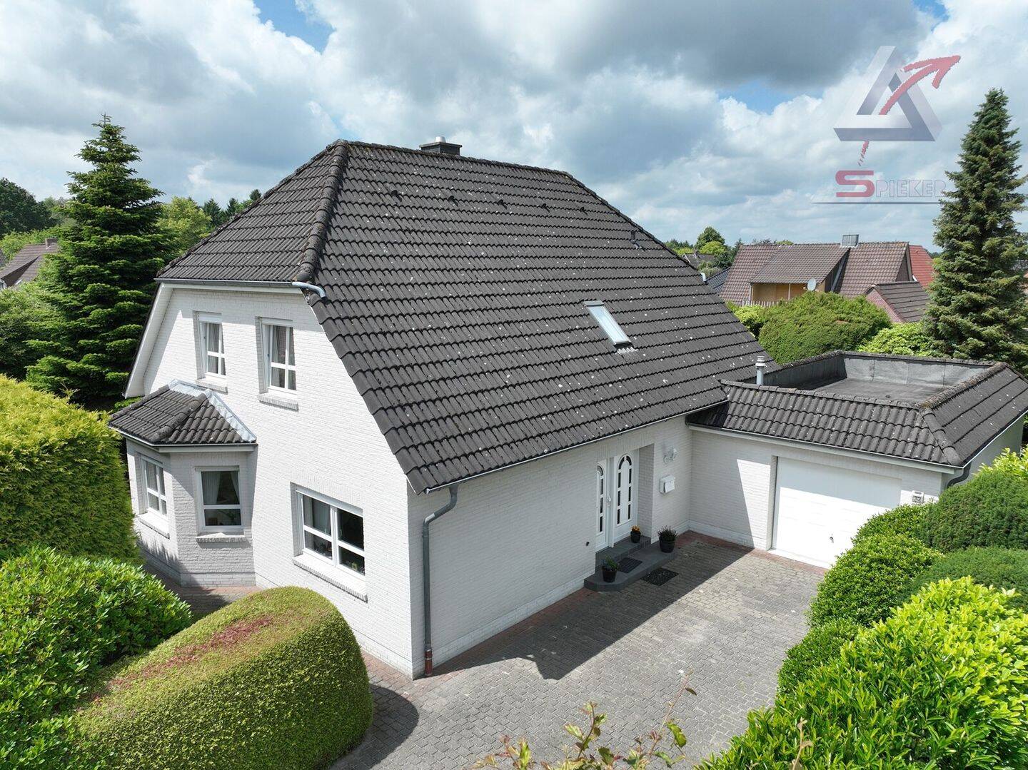 hochwertig erstelltes Wohnhaus in zentraler Lage, 26639 Wiesmoor
