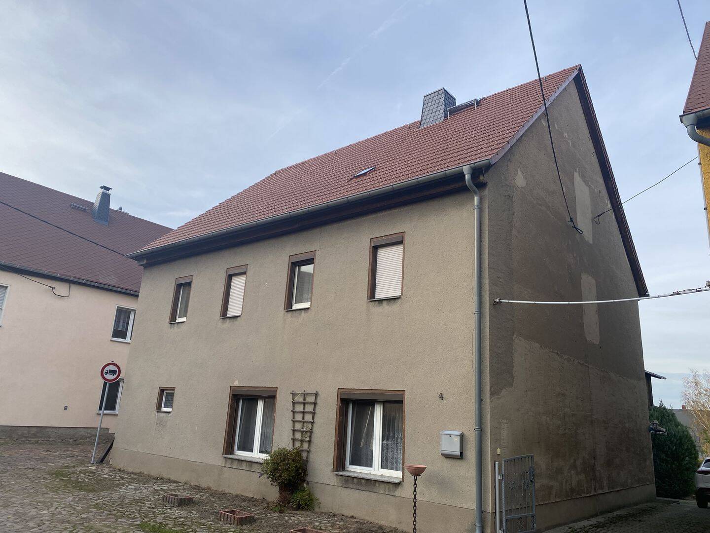 Verkauft: Anpacker-Deal: EFH mit XXL-Scheune & Stall u. Garage – 1.271 m² Freiheit, 4769 Mügeln
