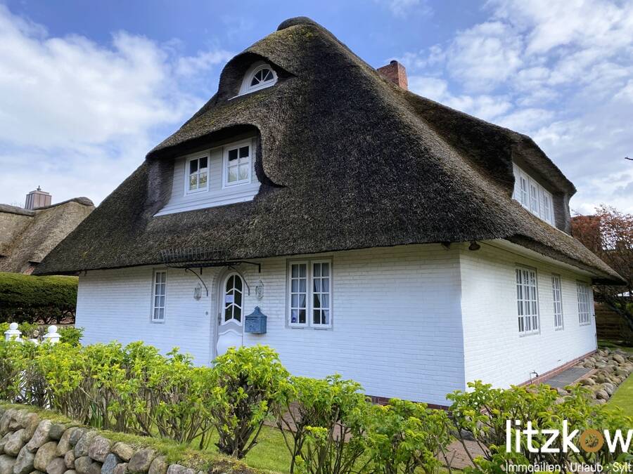 Charmantes Wohn- und Geschäftshaus in zentraler Lage !, 25980 Sylt