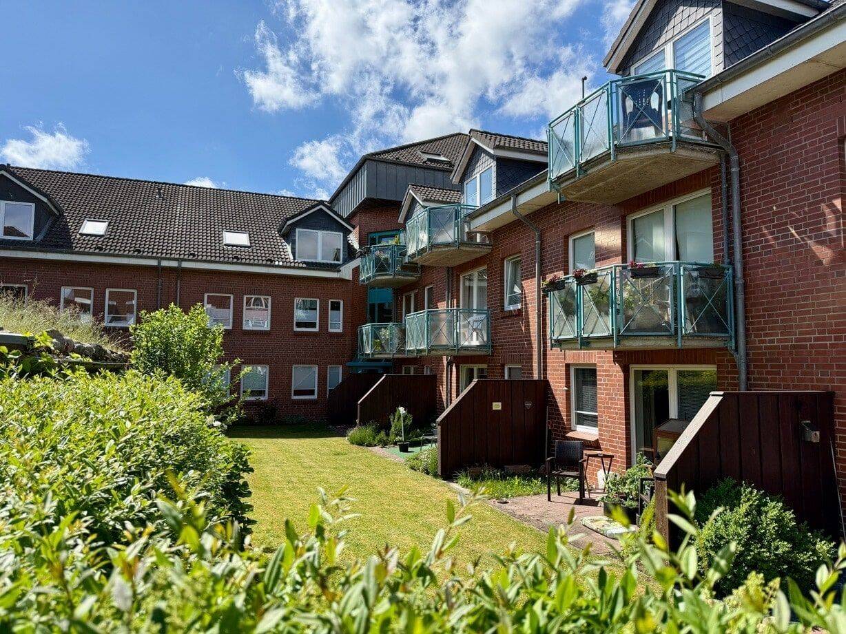 Top renovierte Eigentumswohnung in Husum – neue Einbauküche & modernes Bad, 25813 Husum