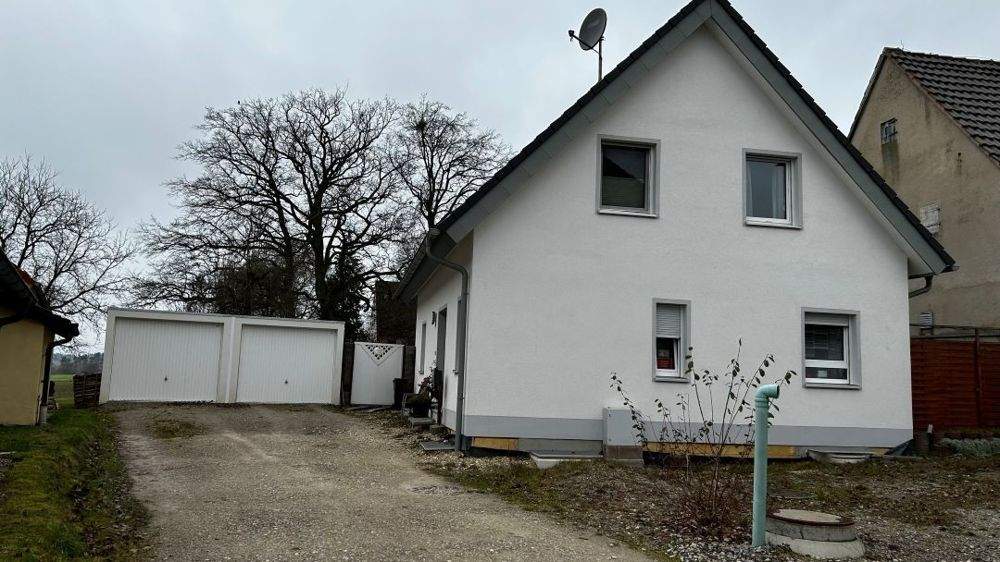 Neueres, modernes Einfamilienhaus mit Doppelgarage in traumhaft ländlicher Lage!!!, 91614 Mönchsroth