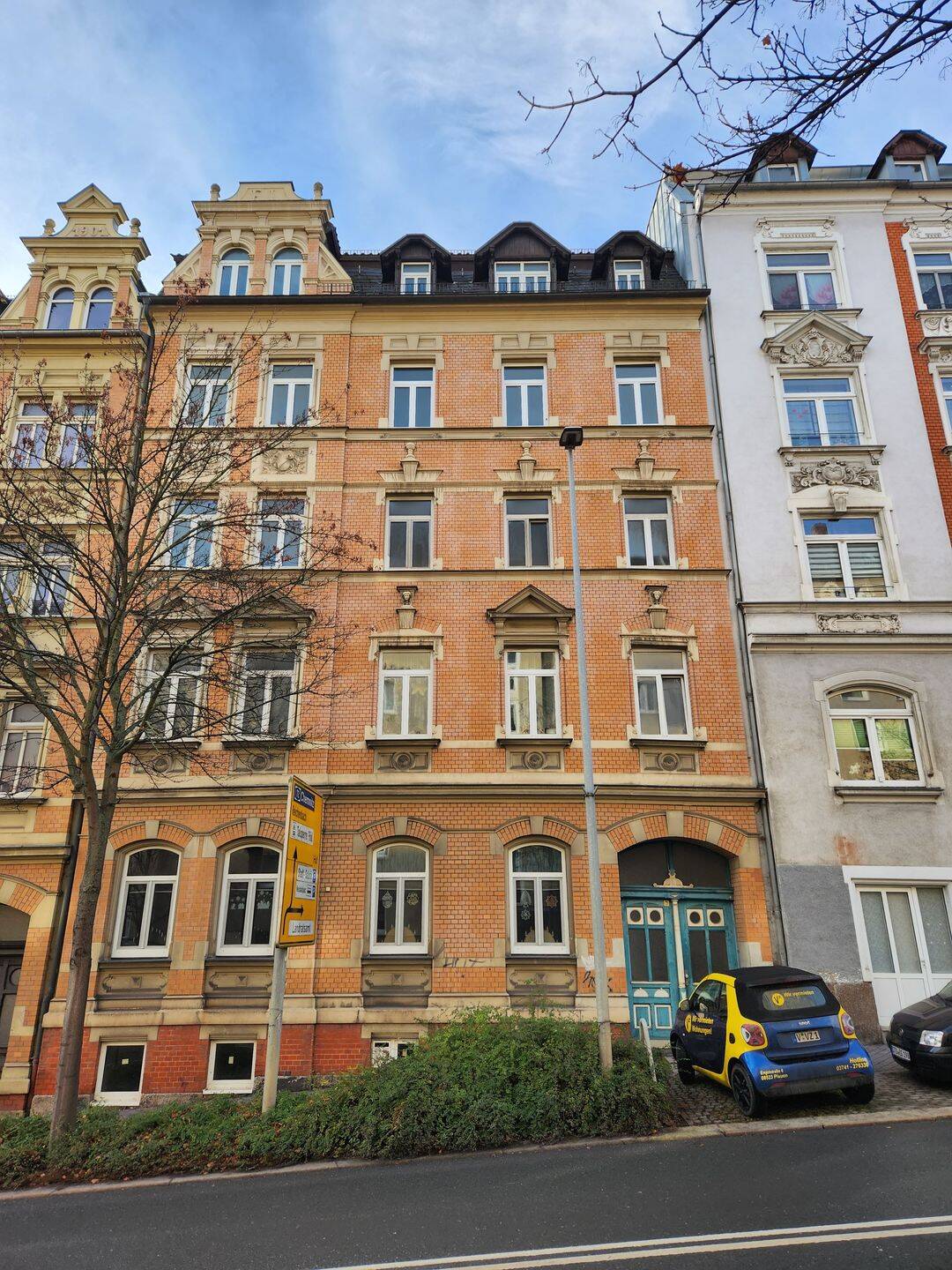 IDEAL – kleine Wohnung mit Balkon, 8525 Plauen