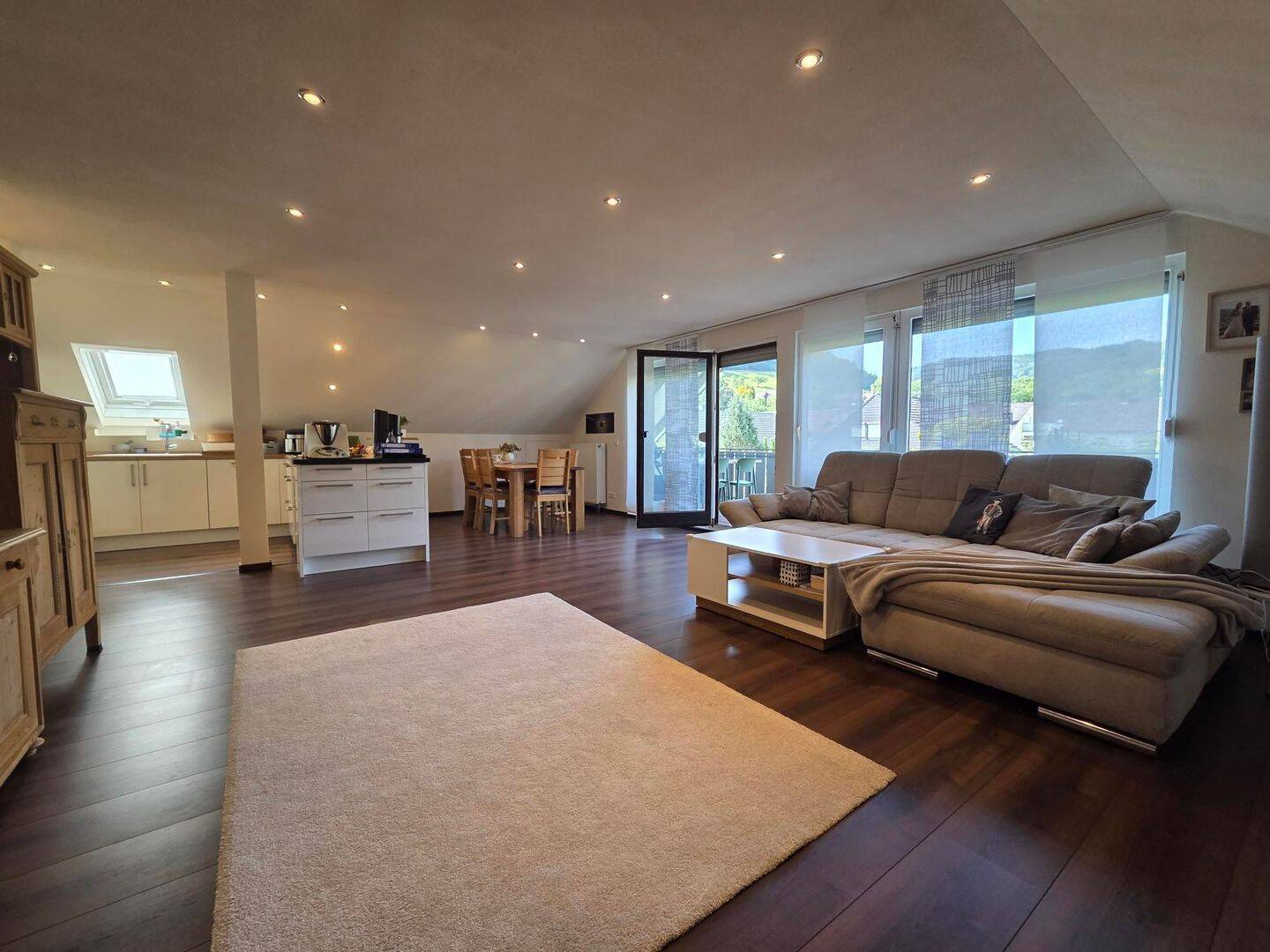 Top-Moderne 3-Zimmer-Wohnung in ruhiger Wohnlage, 77756 Hausach