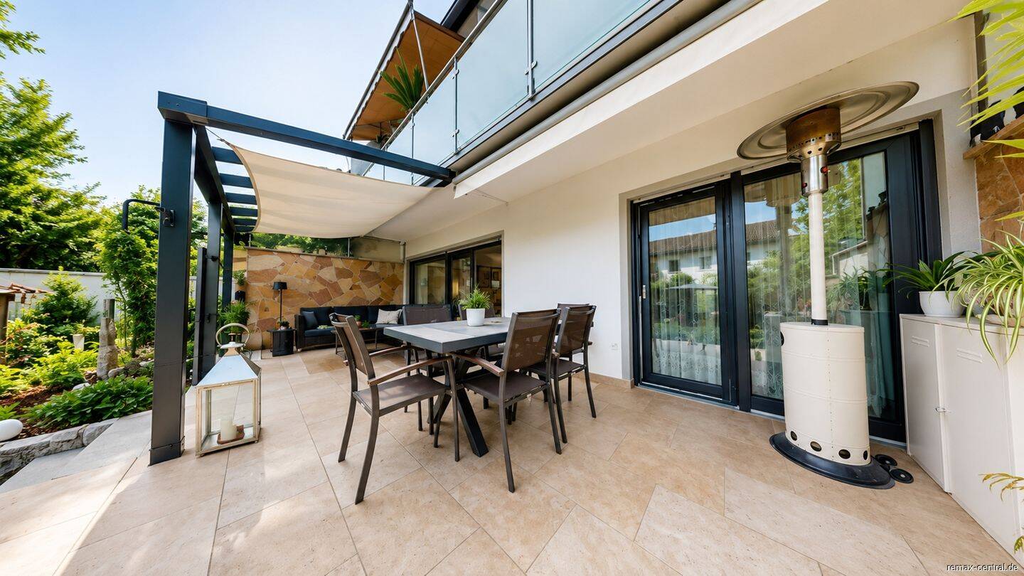 RE/MAX – Ein Zuhause für mehrere Generationen – hochwertig sanierte DHH mit 3 Wohnbereichen!, 85764 Hebertshausen
