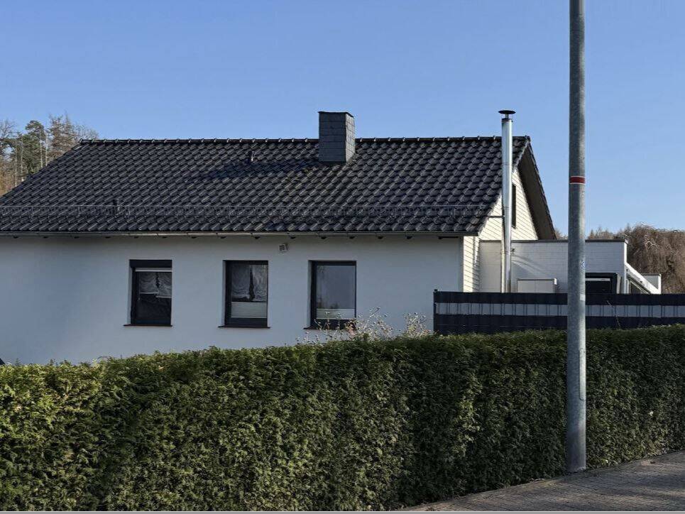 Einfamilienhaus mit ELW in Lüchtringen, 37671 Höxter