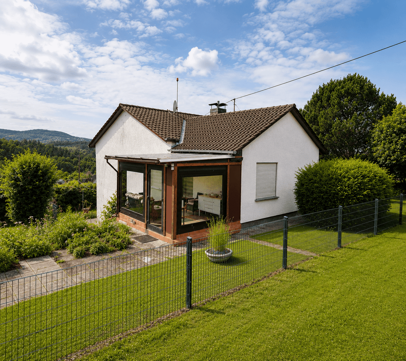 Bewohntes Einfamilienhaus in zweiter Reihe – ruhiges Wohnen im Grünen, 53639 Königswinter
