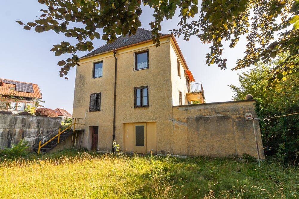 NATUR PUR IN DER STADT Passau-Neustift: 3.329 m² Grund, bebaut mit EFH Bj. 1933 / Abbruchobjekt, 94036 Passau (Abraham Haidenhof-Nord Haidenhof-Süd Heining Kohlbruck)