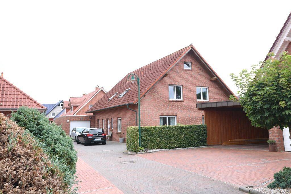 Großzügiges, familiengerechtes Einfamilienhaus mit Garage und großem Garten, 49692 Cappeln (Oldenburg)