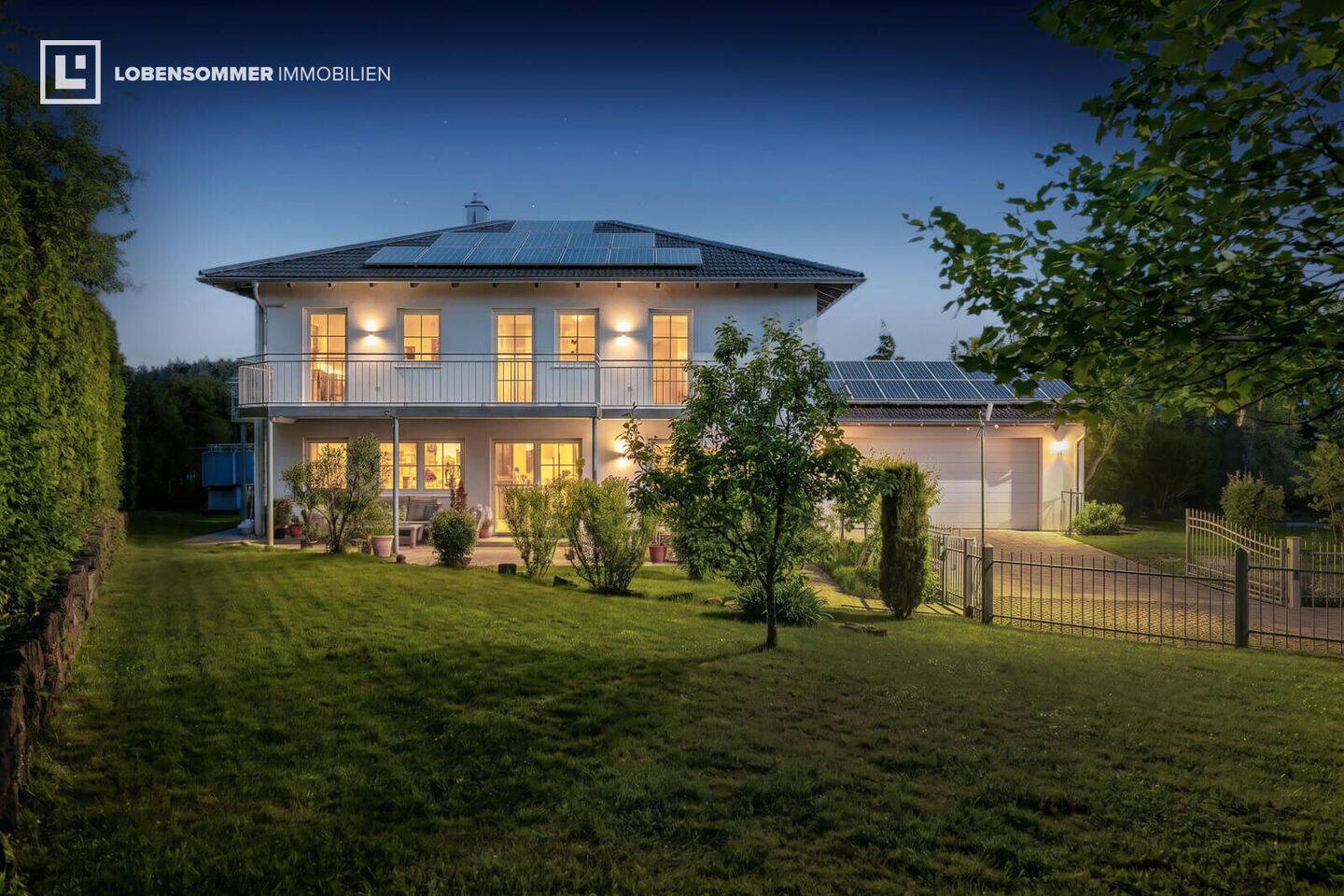 Landhausvilla A+ mit angrenzendem Baugrundstück, 83410 Laufen