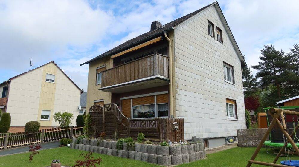 Einfamilienhaus mit schönem Garten in ruhiger Lage., 95234 Sparneck