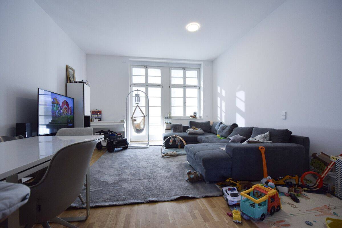 3 Zi. Wohnung mit viel Platz, hohen Decken, Balkon, Badezimmer + Gäste WC, 78048 Villingen-Schwenningen