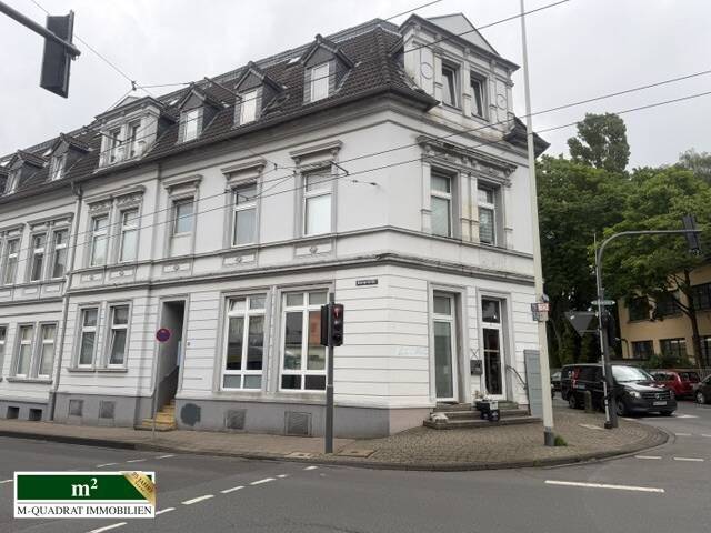 4 Zimmer Dachgeschosswohnung auf zwei Ebenen ohne Balkon in Solingen Stadtmitte, 42659 Solingen (Burg Höhscheid Solingen-Mitte)