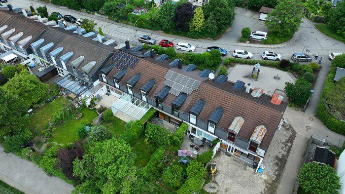 Reihenmittelhaus mit Südgarten und unverbaubarem Blick ins Grüne, 85604 Zorneding