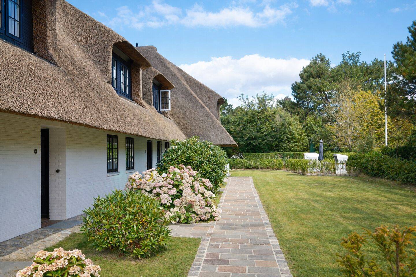 Keitum! Modernisierter Wohntraum unter Reet mit eigener Sonnenkuhle & Stellplatz (Provisionsfrei), 25980 Sylt