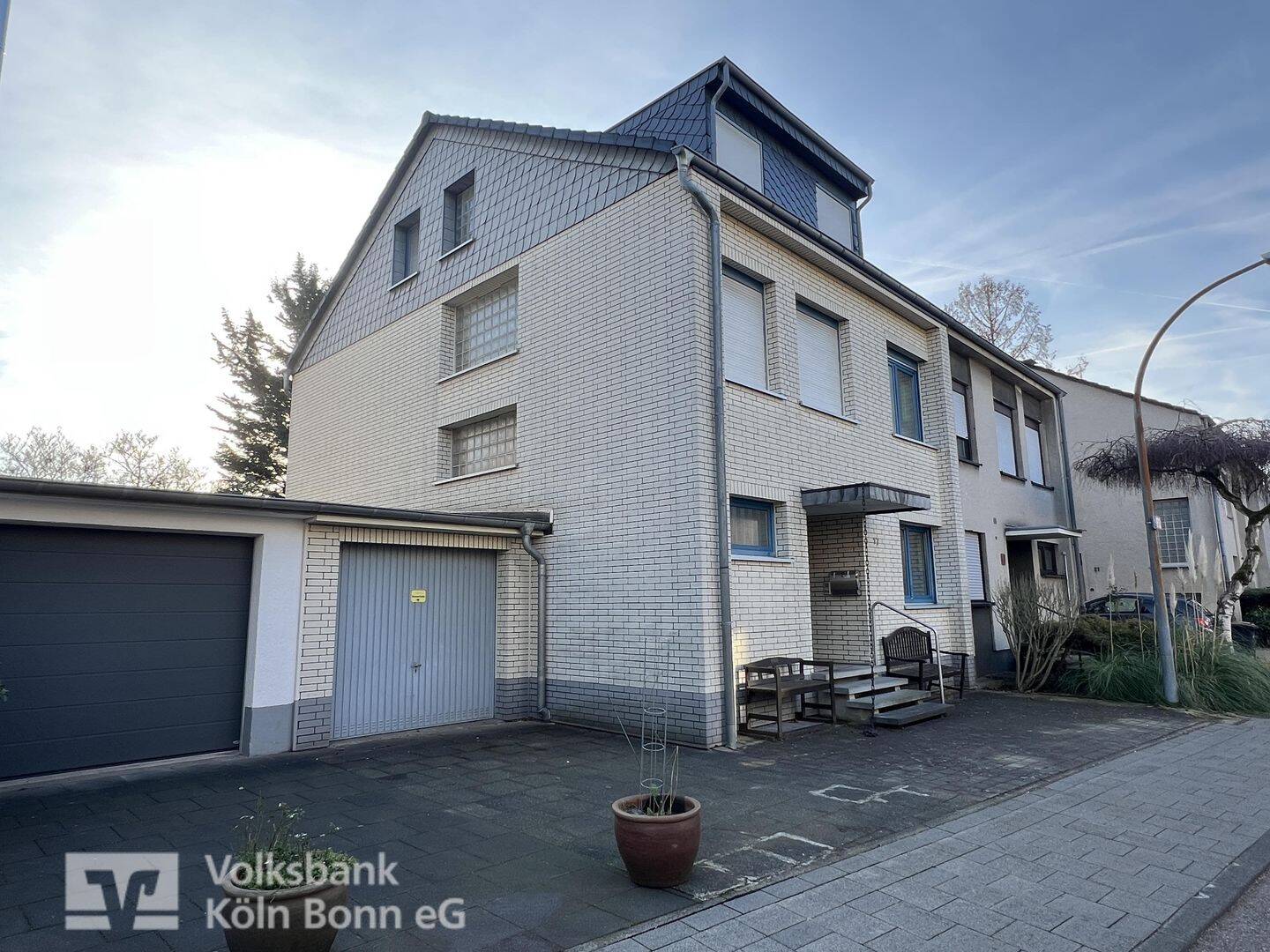 Großzügige Doppelhaushälfte in zentraler Sackgassenlage von Köln-Brück, Erbpacht, 51109 Köln (Kalk Brück Merheim Neubrück Ostheim)