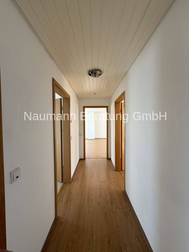 Helle Dachgeschosswohnung in Ruhiger Lage., 66606 St. Wendel