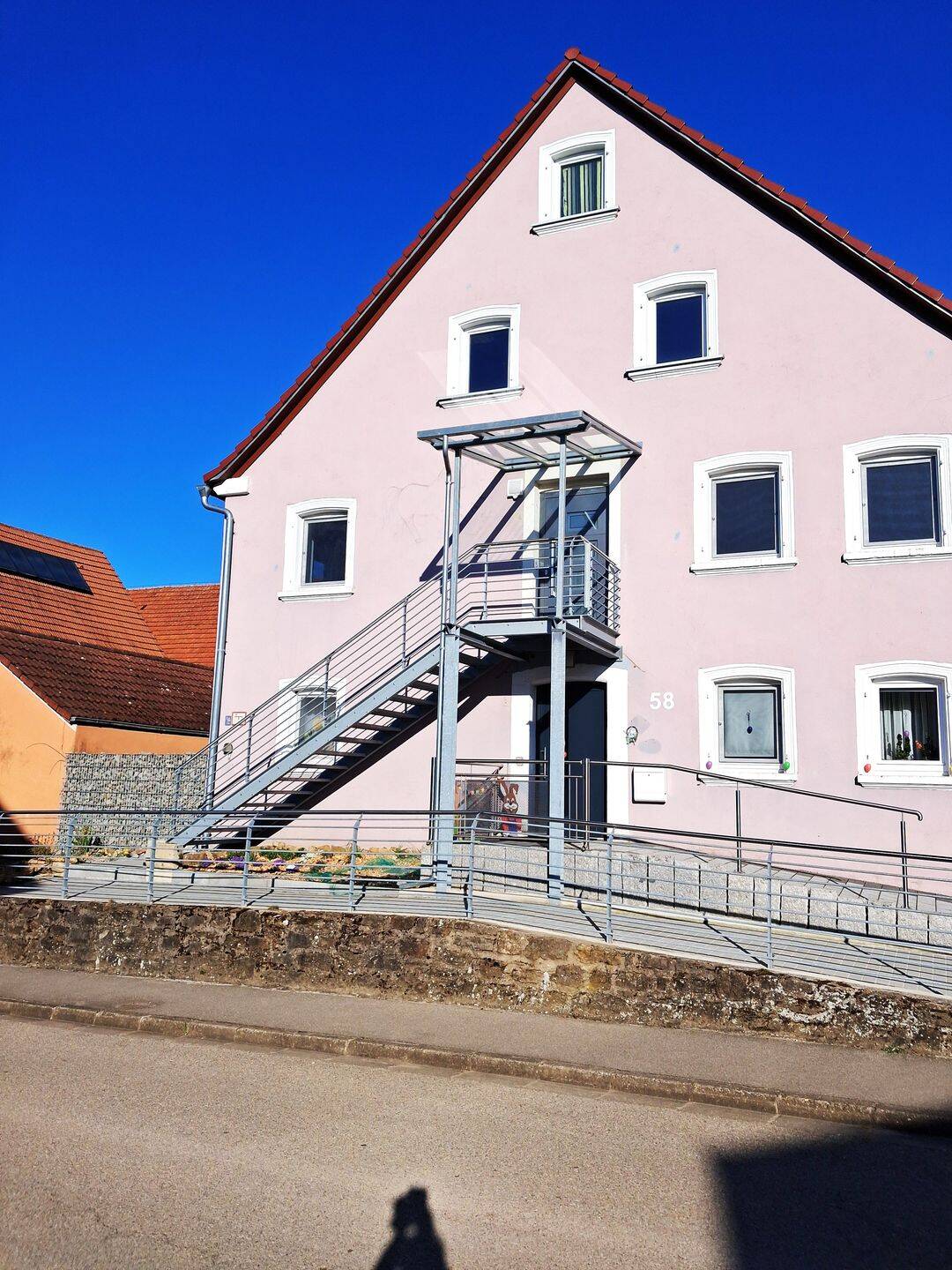 3-Zi-Whg, 108m², EBK, Kaminofen, Stellpl., 91749 Wittelshofen