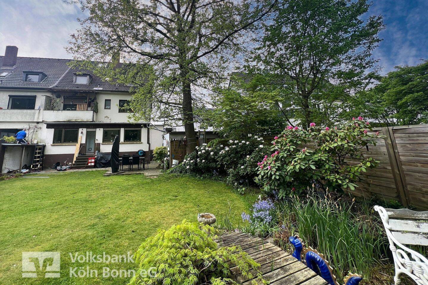 Zwei gemeinsam genutzte Wohnungen zzgl. Garage und Gartennutzung in Köln-Brück, 51109 Köln (Kalk Brück Merheim Neubrück Ostheim)