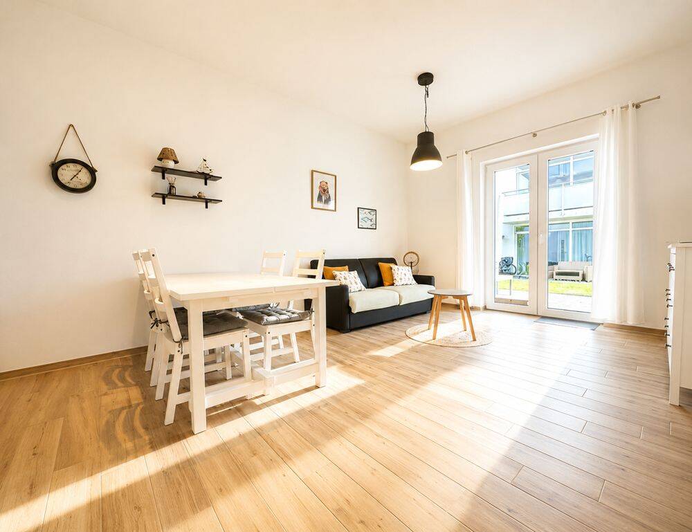 Modernes, neuwertiges Apartment (2020) an der Müritz – nur ca. 50 m bis zum Röbeler Stadthafen!, 17207 Bollewick
