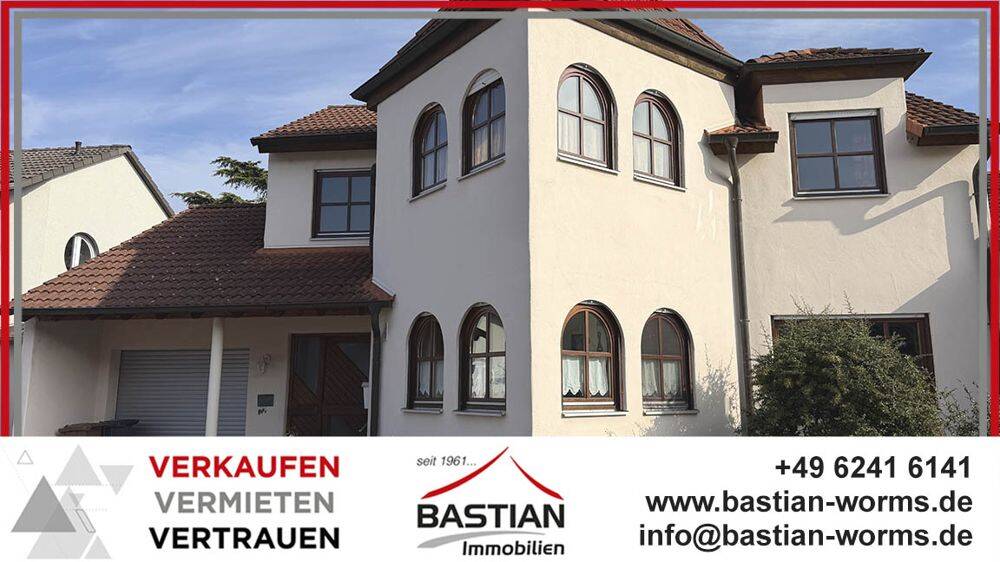 Feel Wohnen! Architekten-EFH mit Turmerker, Kachel- & Kaminofen, Terrasse & Garten, Wo-Weinsheim!, 67551 Worms (Heppenheim Horchheim Pfeddersheim Weinsheim Wiesoppenheim)